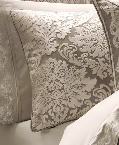 J Queen New York Bel Air 4-pc. Comforter Set, Queen In Sand