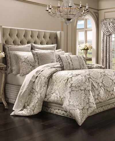 J Queen New York Bel Air 4-pc. Comforter Set, California King In Sand
