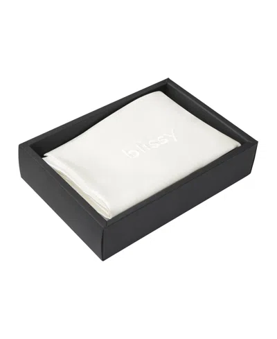 Blissy 22-momme Silk Pillowcase, Queen In White