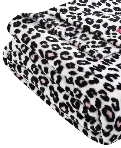 Betsey Johnson Betsey's Leopard Ultra Soft Plush Blanket, Twin In Multi