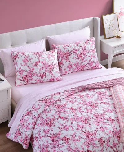 Betsey Johnson 2 Piece Floral Vineyard Quilt Set, Twin
