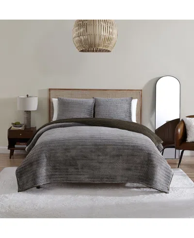 Ugg Polar Faux-fur Reversible 2-pc. Quilt Set, Twin/twin Xl In Brown