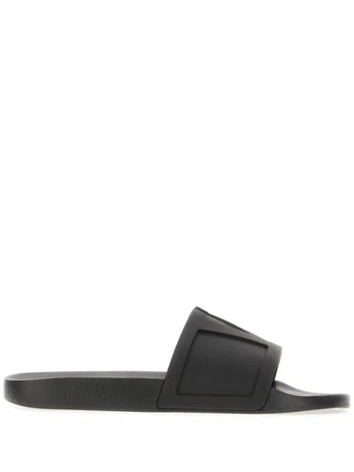 Valentino Garavani Viva Superstar Rubber Slippers Flat Sole In Black