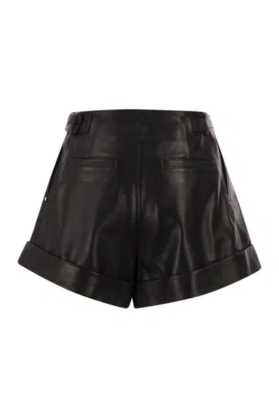 Sportmax Straight Shorts Belt Loops Side Pockets In Black