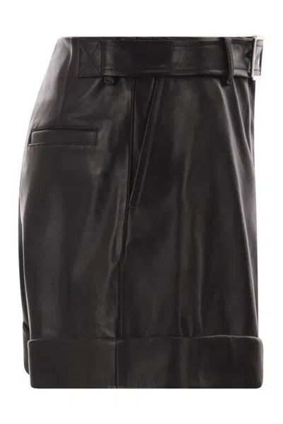 Sportmax Straight Shorts Belt Loops Side Pockets In Black