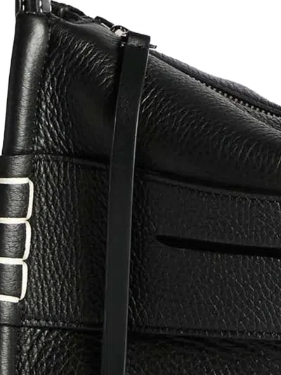 Jw Anderson Messenger Hammered Strap Detail Shoulder Bag In Black