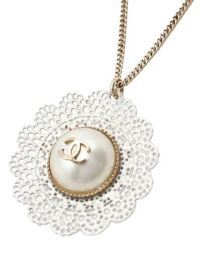 Pre-owned Chanel 2015 Gold Plated Cc Faux Pearl Lace Pendant Necklace Costume Necklace In White