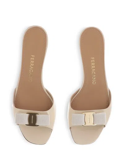 Ferragamo 30mm Vara Bow Sandals In Neutral