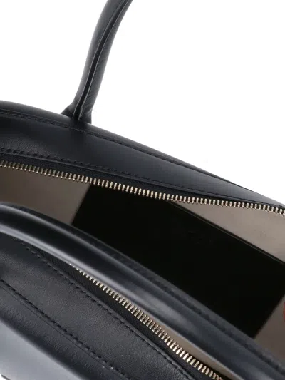 Salce Bianca One Tone Shoulder Bag In Burgundy