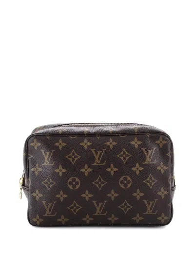 Pre-owned Louis Vuitton Trousse Toiletry Monogram Canvas 23 Pouch In Brown