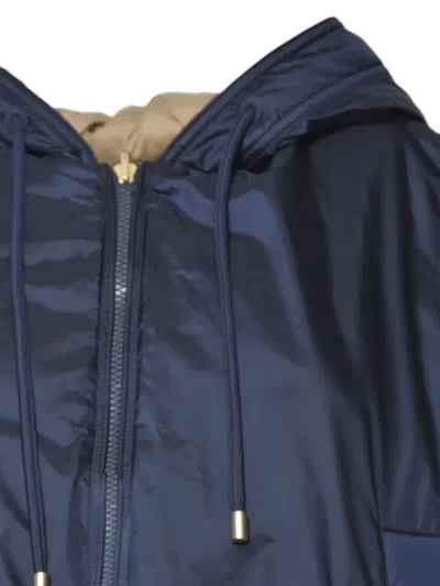 Weekend Max Mara Hooded Sleeveless Gilet In Black