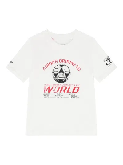 Adidas Originals Logo T-shirt In White