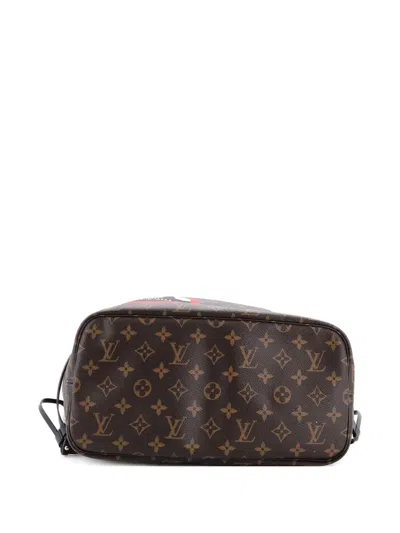 Pre-owned Louis Vuitton Neverfull Nm Limited Edition World Tour Monogram Canvas Mm Tote Bag In Brown