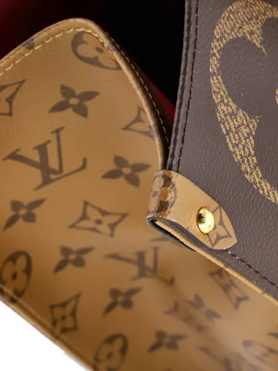 Pre-owned Louis Vuitton Onthego Reverse Monogram Giant Gm Tote Bag In Brown