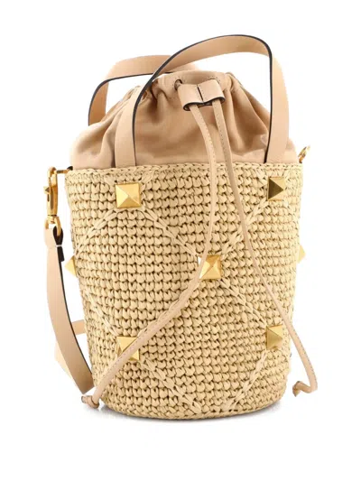 Pre-owned Valentino Garavani Roman Stud Raffia And Leather Bucket Bag In Neutral