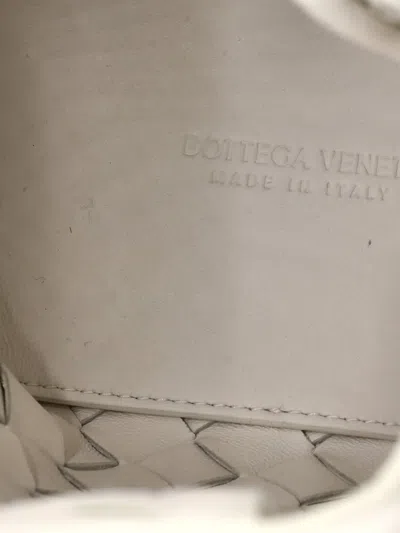 Pre-owned Bottega Veneta Andiamo Top Handle Bag Intrecciato Nappa Small Satchel In White