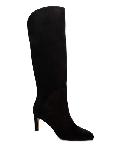 Chuckies Reverse1194 Heel Boots In Black