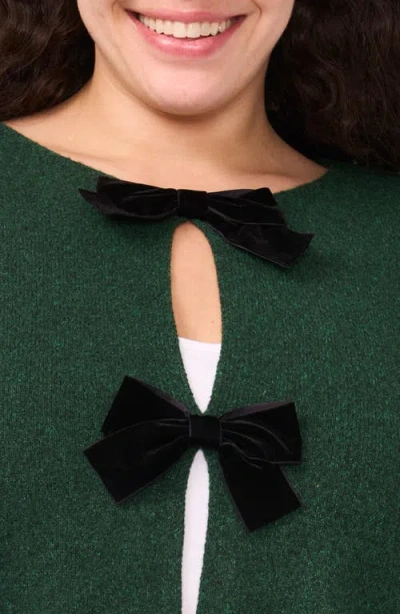 Cece Velvet Bow Closure Cardigan In Green