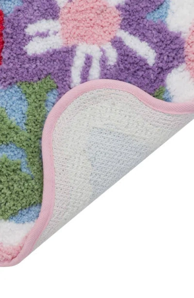 Vcny Home Scalloped Edge Tufted Bath Mat In Transparent