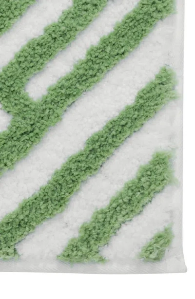 Vcny Home Geometric Line Tufted Bath Mat In Transparent