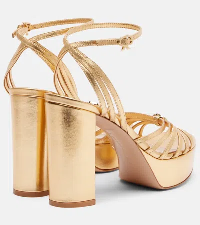 Gianvito Rossi Rita 70 Metallic Leather Platform Sandals In Gold