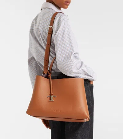 Tod's Apa Medium Leather Tote Bag In Brown
