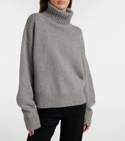 Extreme Cashmere N°434 Cashmere Turtleneck Sweater In Gray
