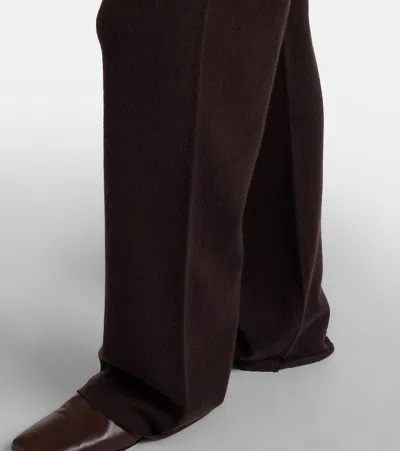 Extreme Cashmere Run Cashmere-blend Sweatpants In Black