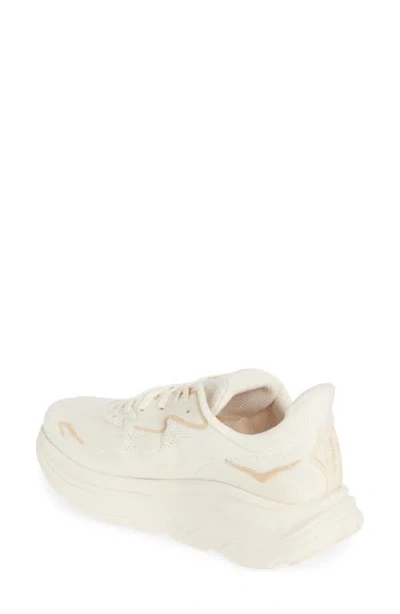 Hoka Clifton 10 Running Shoe In Neutral