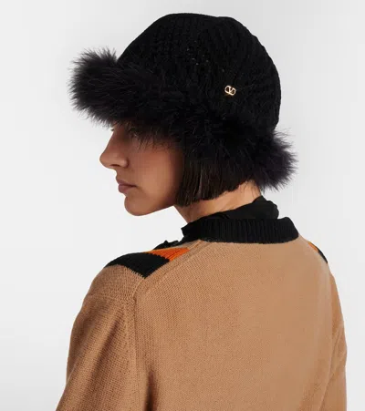 Valentino Vlogo Feather-trimmed Virgin Wool Beanie In Black