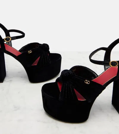 Valentino Crasher 125 Velvet Platform Sandals In Black