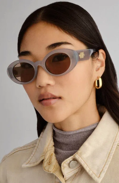 Le Specs Nouveau Vie 50mm Oval Sunglasses In White