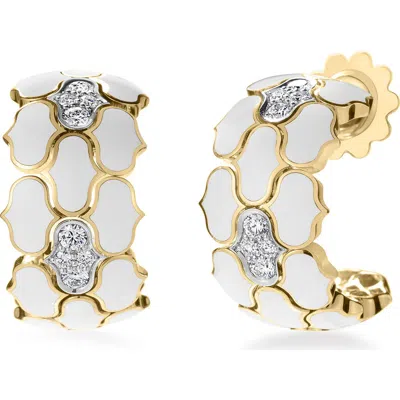 Roberto Coin Cobra Diamond Hoop Earrings In Gold