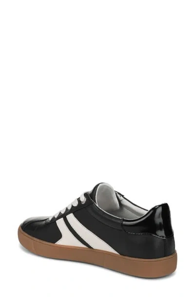 Naturalizer Medina Sneaker In Multi