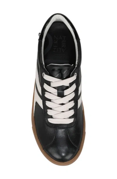 Naturalizer Medina Sneaker In Multi