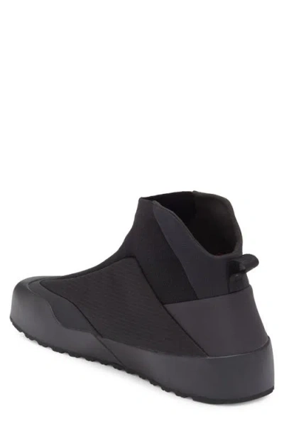 Arc'teryx Kragg Slip-on Running Shoe In Black