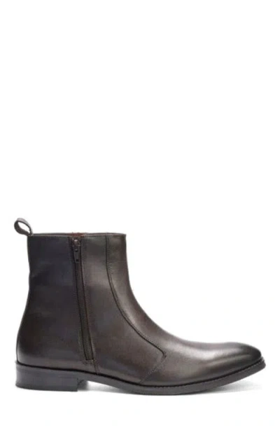 A. Veer Lexington Zip Boot In Brown