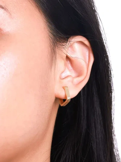 Devata Ribbed Square 14mm Hoop Earrings In Gold