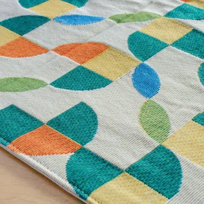 Kaplan Early Learning Company Abstract Petal Decorative Runner In Multi