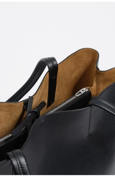 Bimba Y Lola Leather Chihuahua Shopper Bag In Black