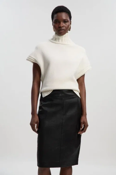 Karen Millen Leather Signature Pencil Skirt In Black