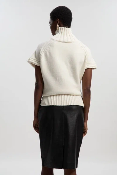 Karen Millen Leather Signature Pencil Skirt In Black