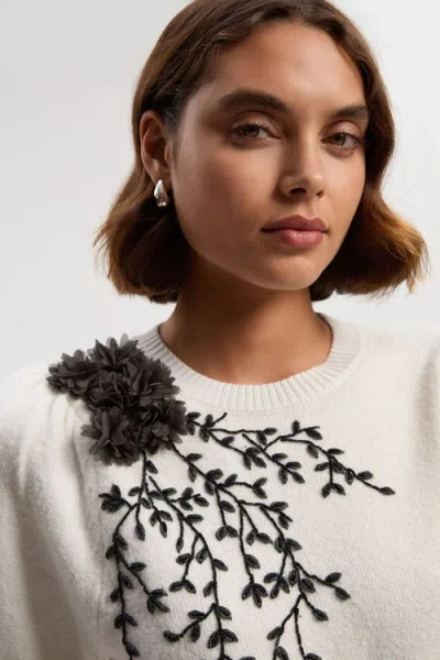 Karen Millen Flower And Beaded Puff Sleeve Knit Tee In White