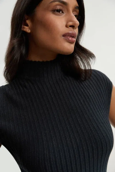 Karen Millen Dip Dye Detail Knitted Maxi Dress In Blue