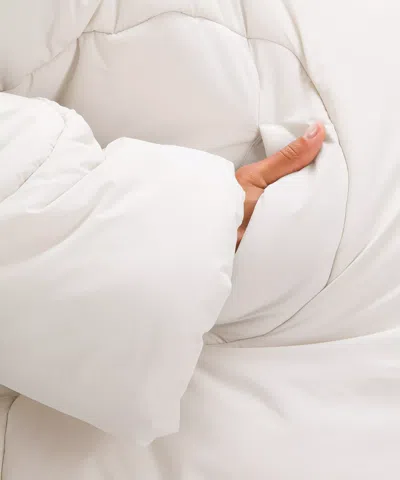 Lululemon Hooded Insulated Wrap In White