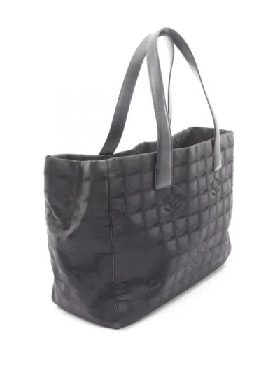 Pre-owned Chanel 2000-2002 Leather Travel Line Tote Bag In Black