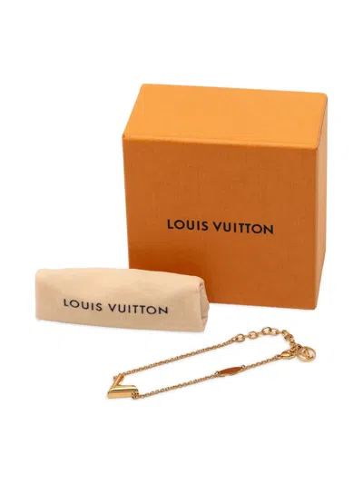 Pre-owned Louis Vuitton 2021 Gold Plated Essential V Bracelet Costume Bracelet