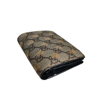 Pre-owned Gucci Beige Brown Gg Supreme Wallet (bi-fold) () In Multi