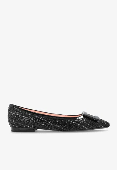 Roger Vivier Gommettine Pointed-toe Flats In Black