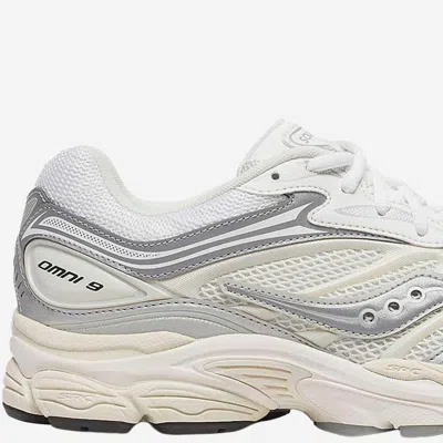 Saucony Progrid Omni 9 Tmy Sneakers In White